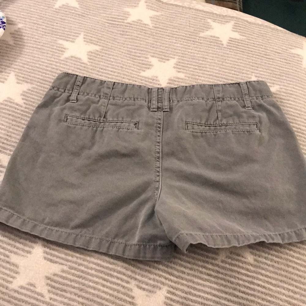 Shorts - Picture 4 of 5